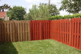 Fence painting & staining in Honolulu, HI
